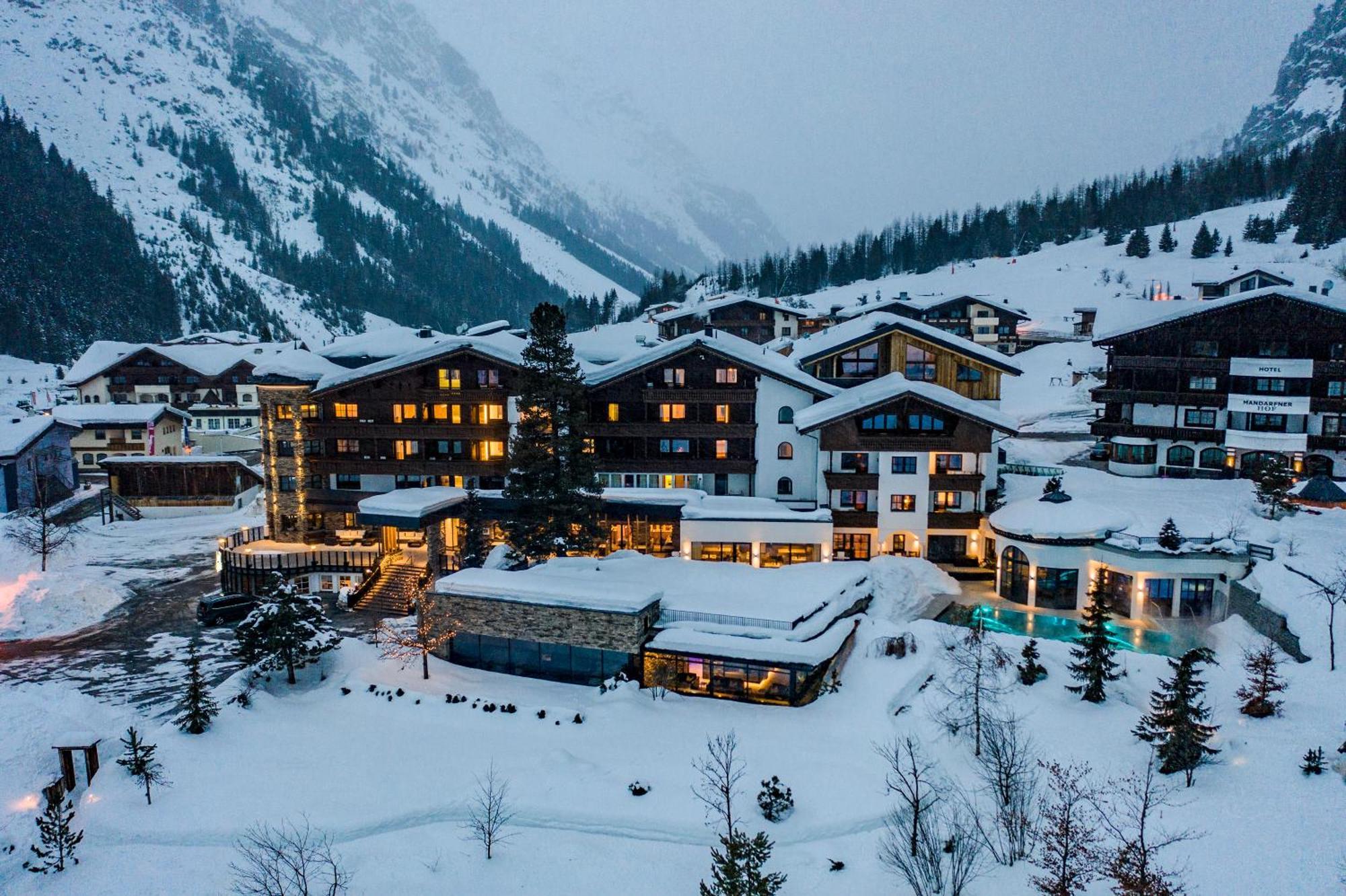 Verwöhnhotel Wildspitze St. Leonhard im Pitztal Exterior foto